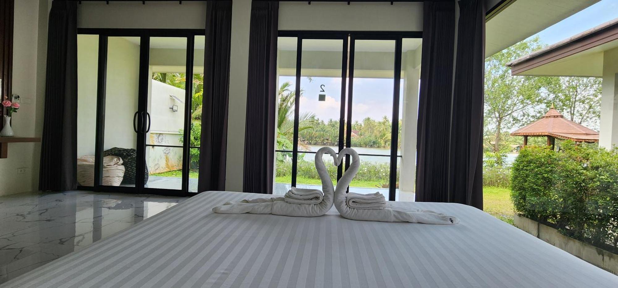 Suan Son Koh Sa Nher สวนสนธิ์วิลล่า เกาะเสนอ Sha Villa *